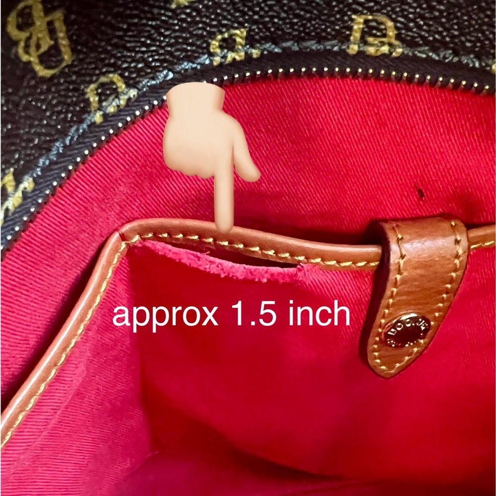 Dooney & Bourke classic tote. Rich t’moro brown canvas with caramel leather trim - Picture 16 of 16